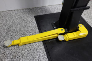 Challenger CL10AV3-DPC-QC Series ALI Versymmetric Adjustable 2 Post Car Lift 10,000 lbs. w/Dual Pendant Power Controls & Quick Cycle - Image 3
