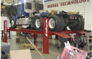 Challenger 44030AR HD 4-Post Hydraulic Alignment Lift 30,000 - New Black Color - Image 8