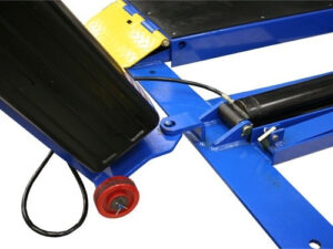 Atlas® LR-06P Portable Low Rise Scissor Lift 6,000 lbs - Image 8