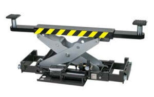 Challenger AR44018AR Medium-Duty 4-Post Alignment Lift Package 18,000 lb - New Black Color - Image 9