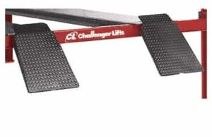 Challenger AR44018AR Medium-Duty 4-Post Alignment Lift Package 18,000 lb - New Black Color - Image 3